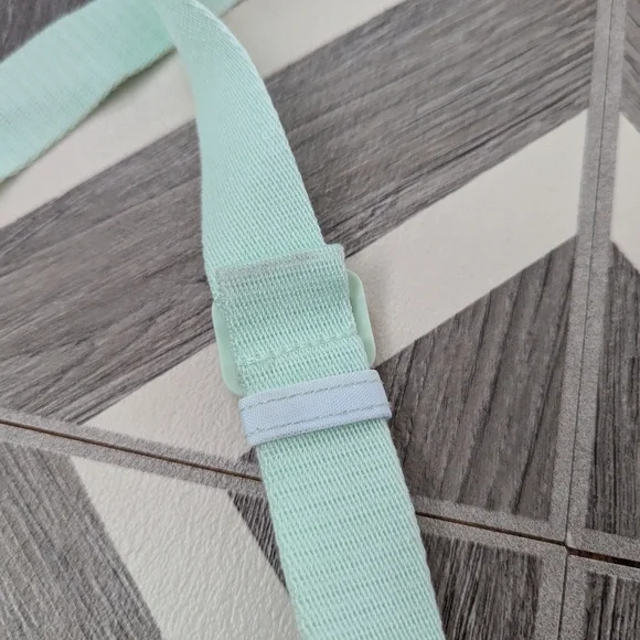 Pura Vida Pastel Tye Dye Fanny Pack - Picture 4 of 7